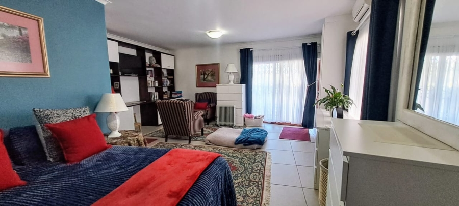 4 Bedroom Property for Sale in Vermont Western Cape